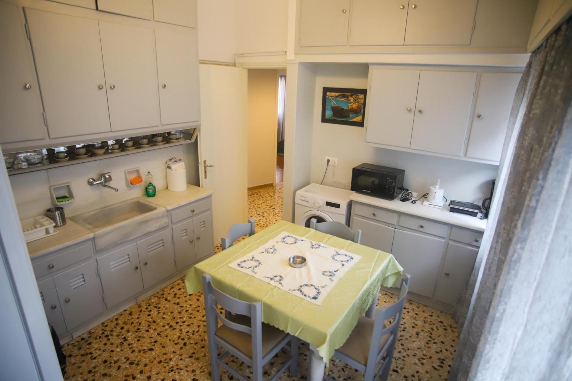 Mairas House Collection Apartment Атина Екстериор снимка